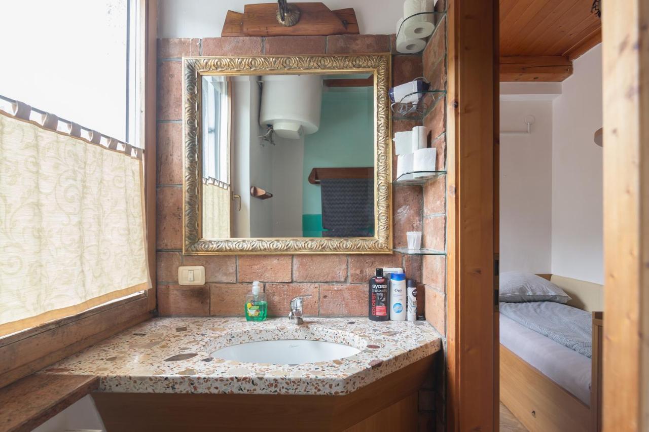 Cozy, Bright And Affordable Single Studio - Free Parking Любляна Екстериор снимка